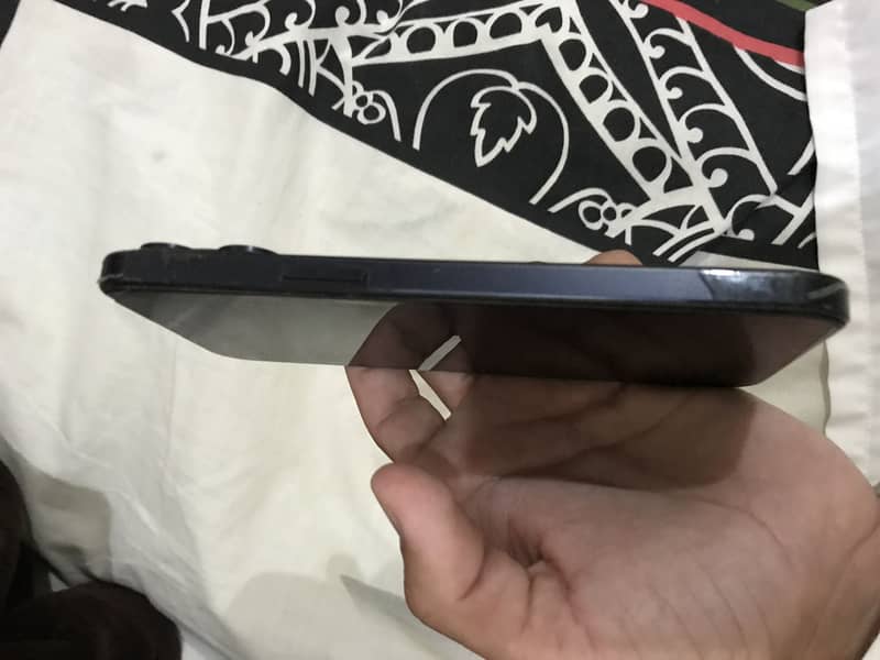 Apple iPhone 15 Pro Max 1