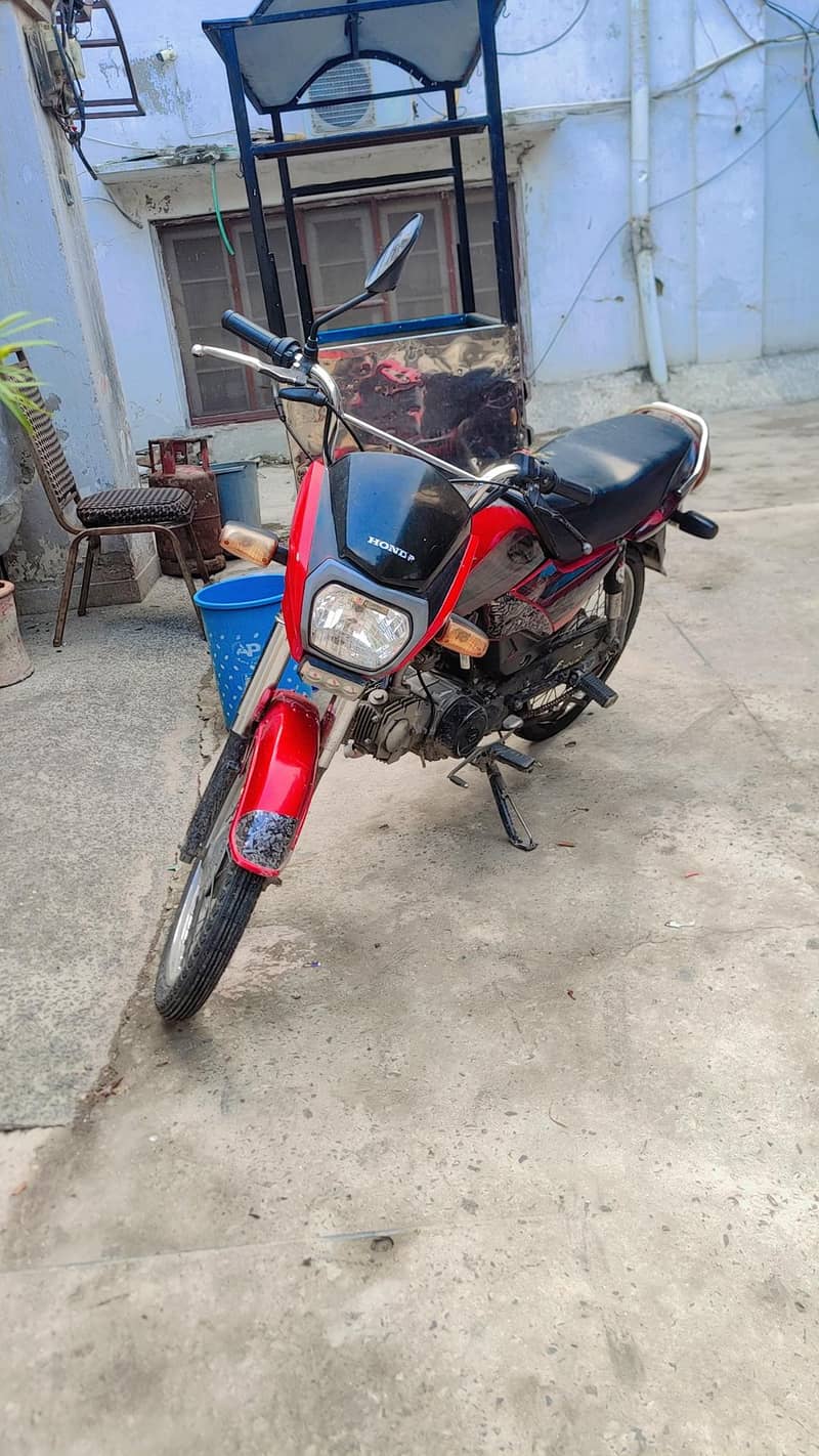 Honda CD 1
