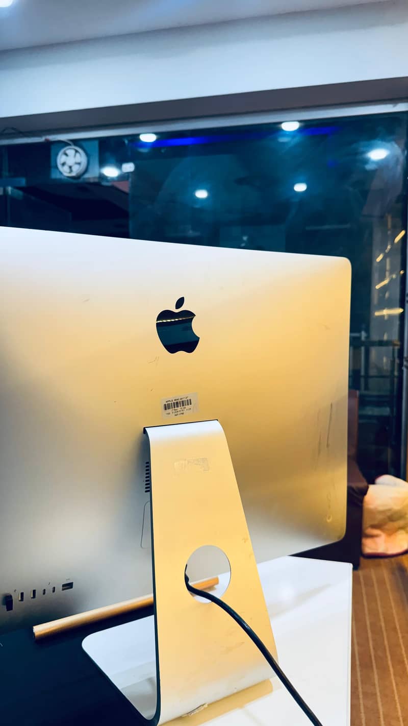 IMAC 27 Inch 1