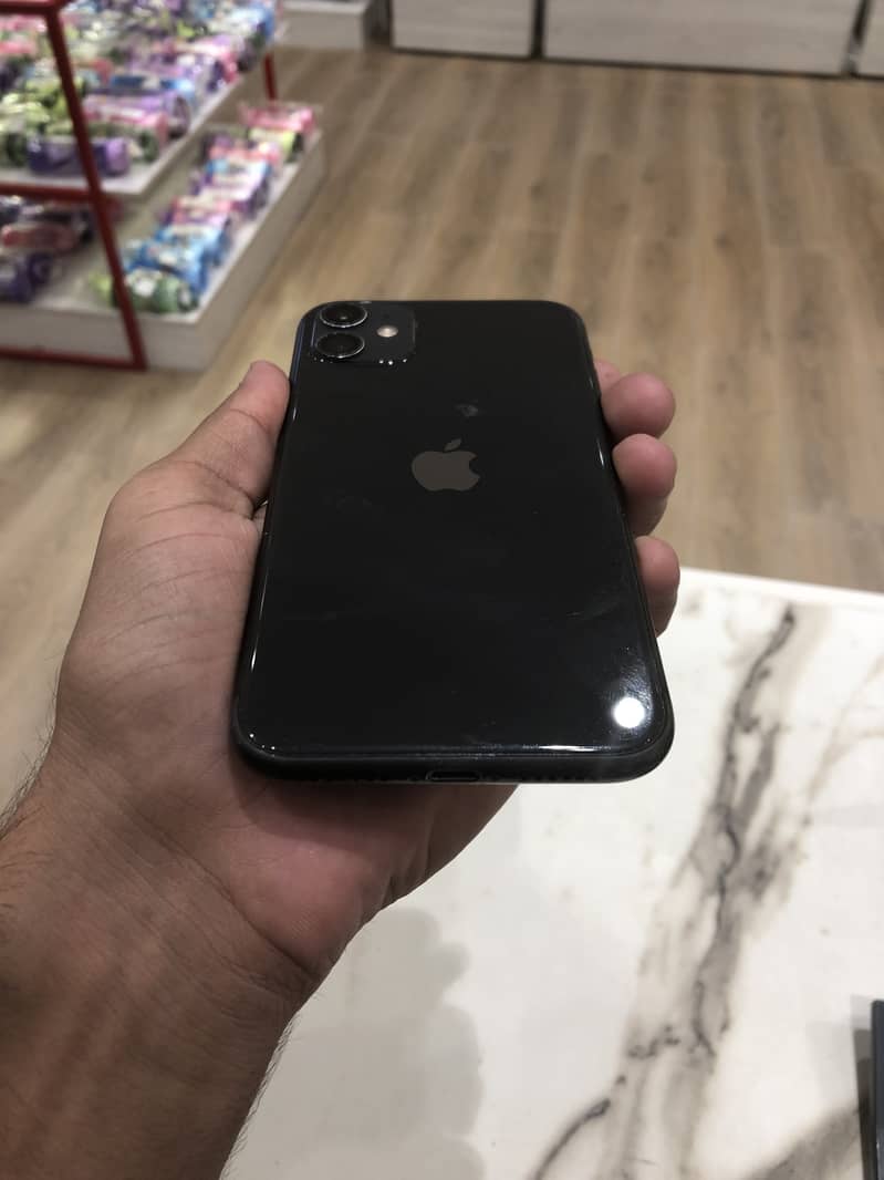 Apple iPhone 11 0