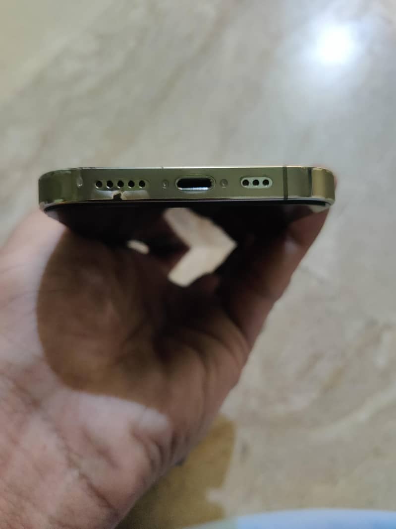 Apple iPhone 14 Pro 4
