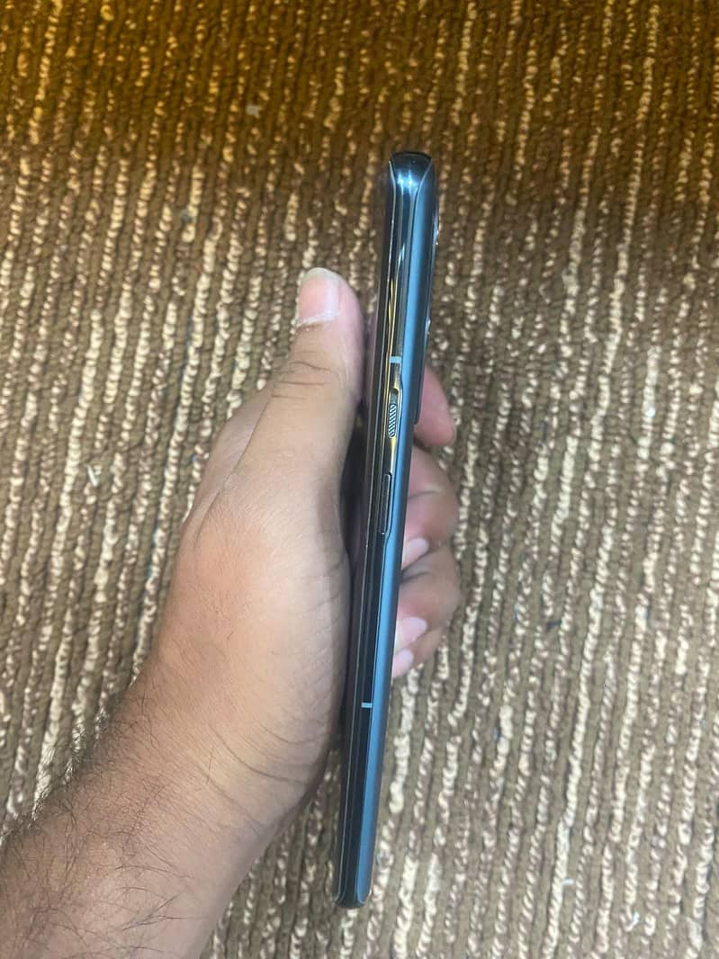 One Plus 9 Pro 3