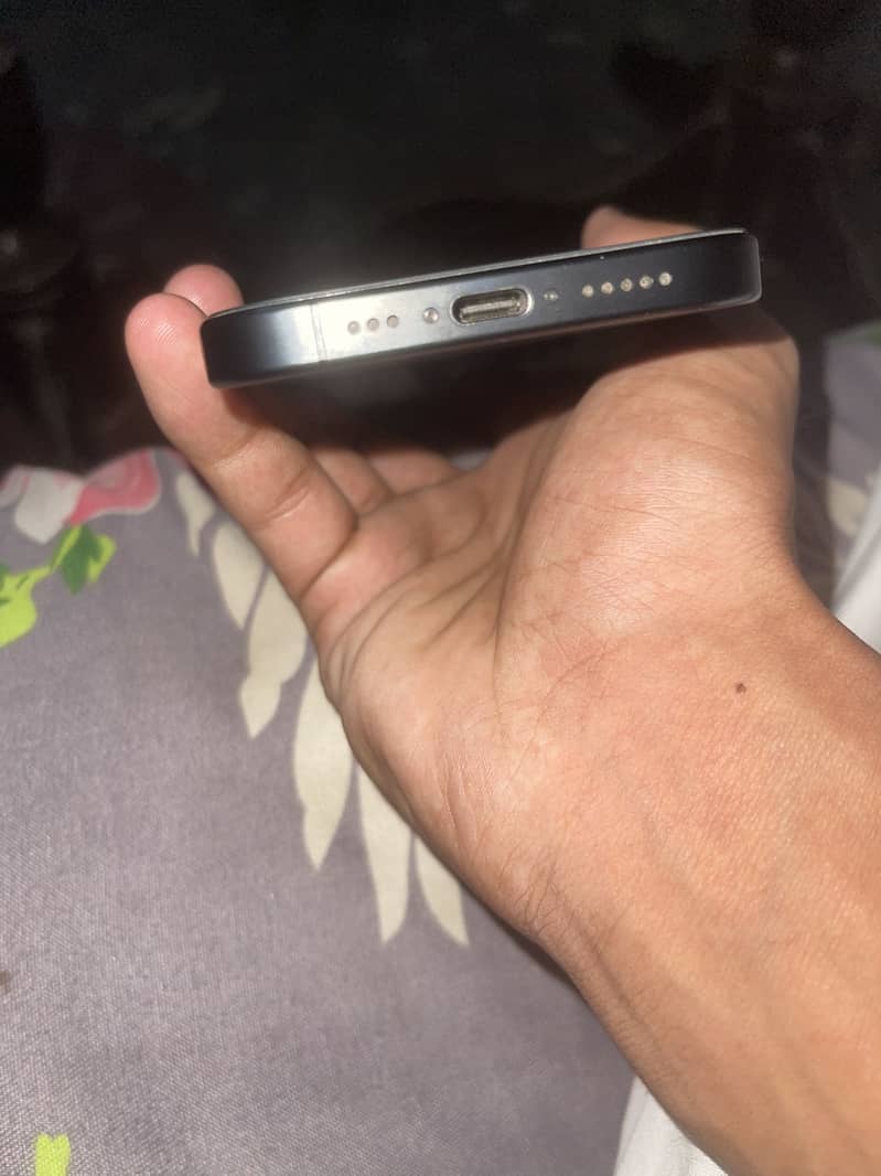 Apple iPhone 15 Pro 5