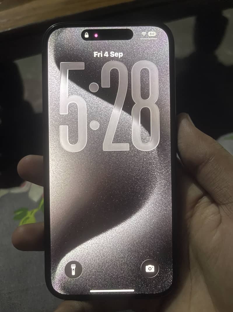 Apple iPhone 15 Pro 6