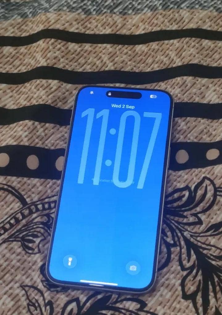 Apple iPhone 15 Pro Max 5