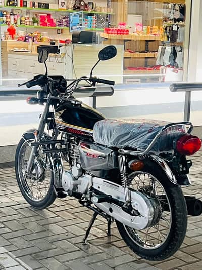 HONDA CG 125 SPECIAL EDITION BRAND NEW CONDITION