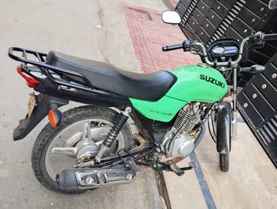 Suzuki GD 110s 2024 | 10/10 Condition | All Genuine | Lahore