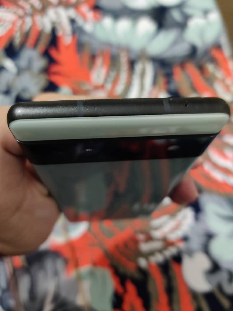 Google Pixel 6a 1