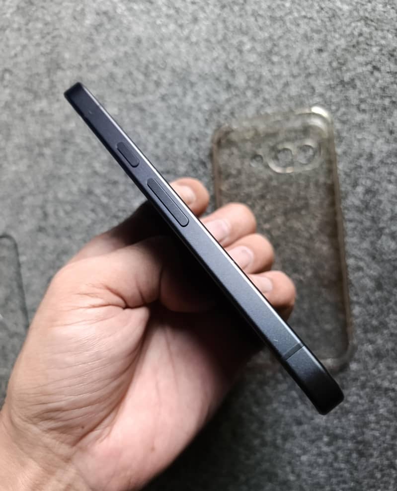 Google Pixel 9A in immaculate condition 4