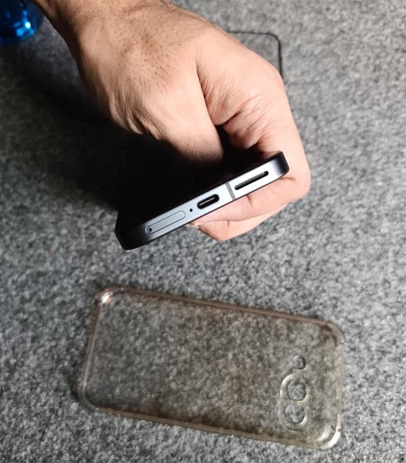 Google Pixel 9A in immaculate condition 5