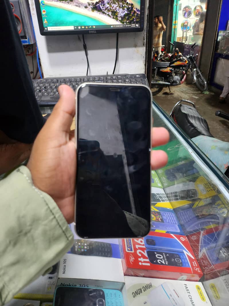 Apple iPhone 11 1