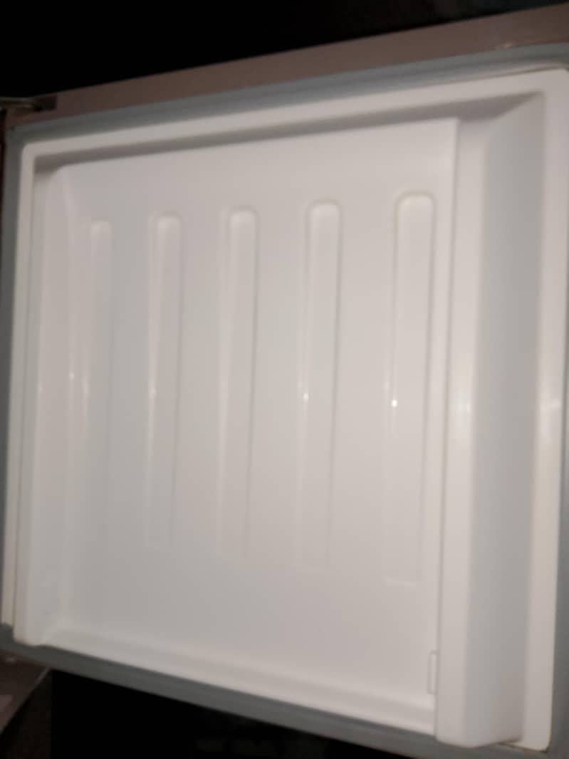 Refrigerator 1