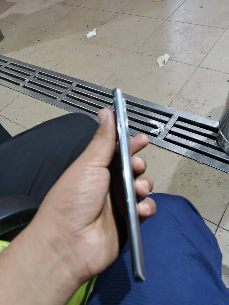 One Plus 9 Pro 5