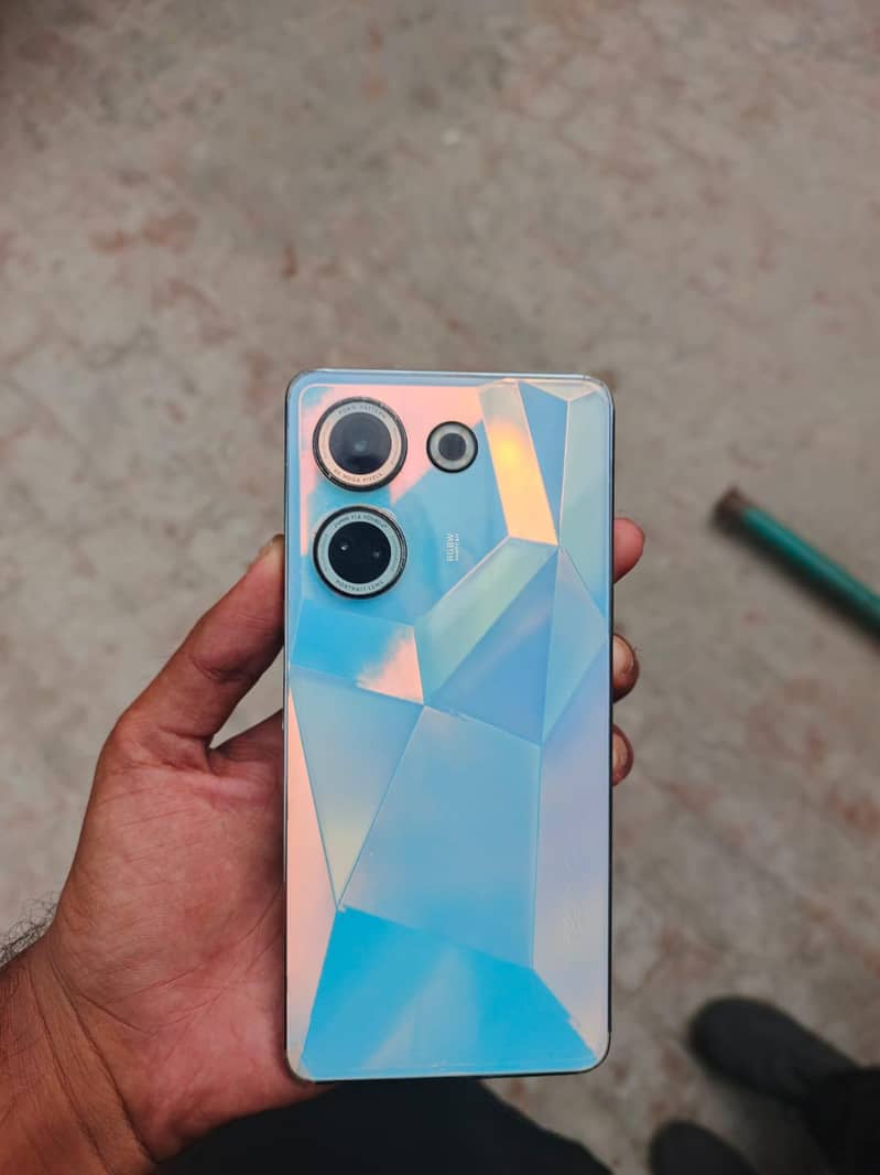 Tecno CAMON 20 1