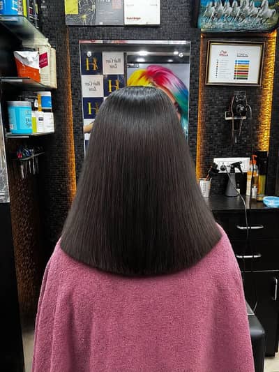 Paid Bob Haircut for Girls (Age 10-15)