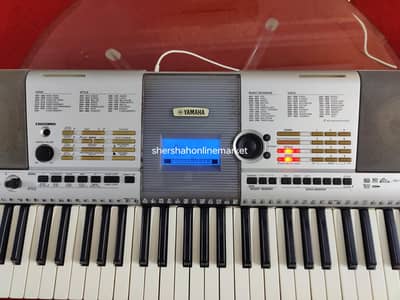 Yamaha psr 1425 versatile keyboard