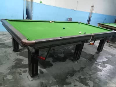 2 tables 5/10