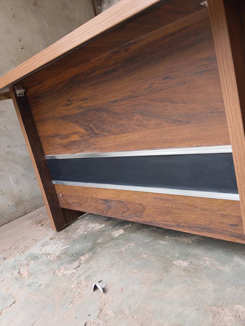 Computer table, Gaming table others e. t. c 4