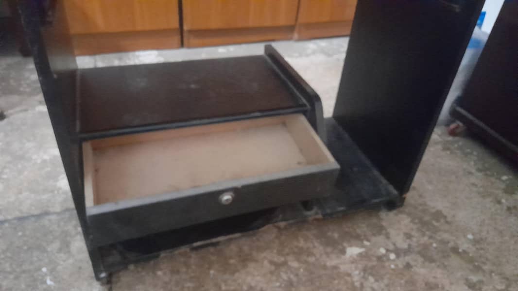 computer table 1