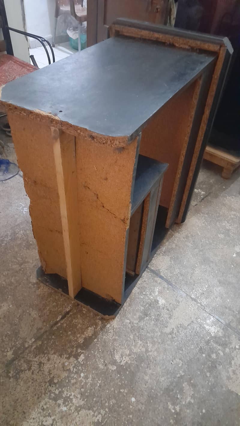 computer table 4