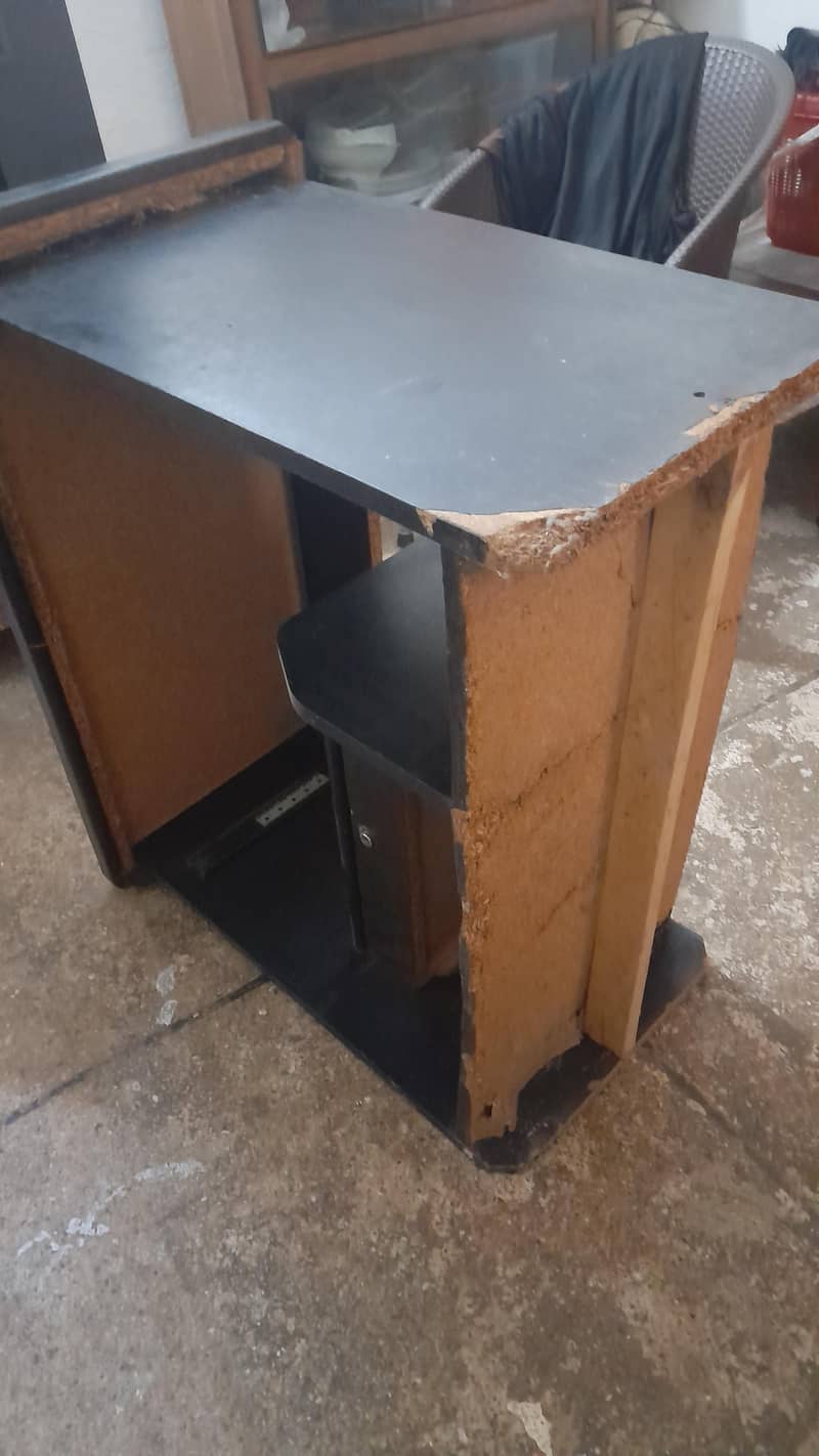 computer table 5