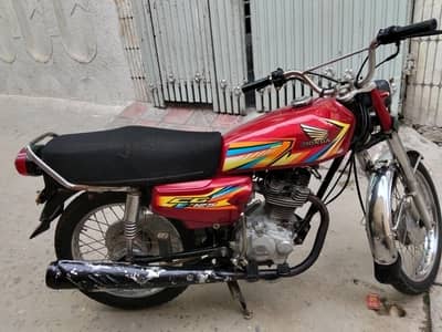 HONDA 125 2015 MODEL FOR SALE