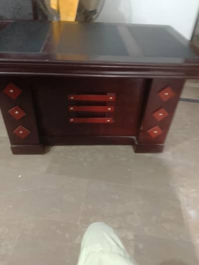 office table available for sale