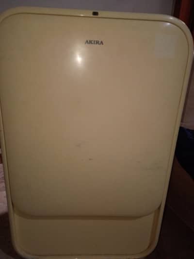 Akira 1 Ton Portable AC - 10/10 Mint Condition (Full Cooling)