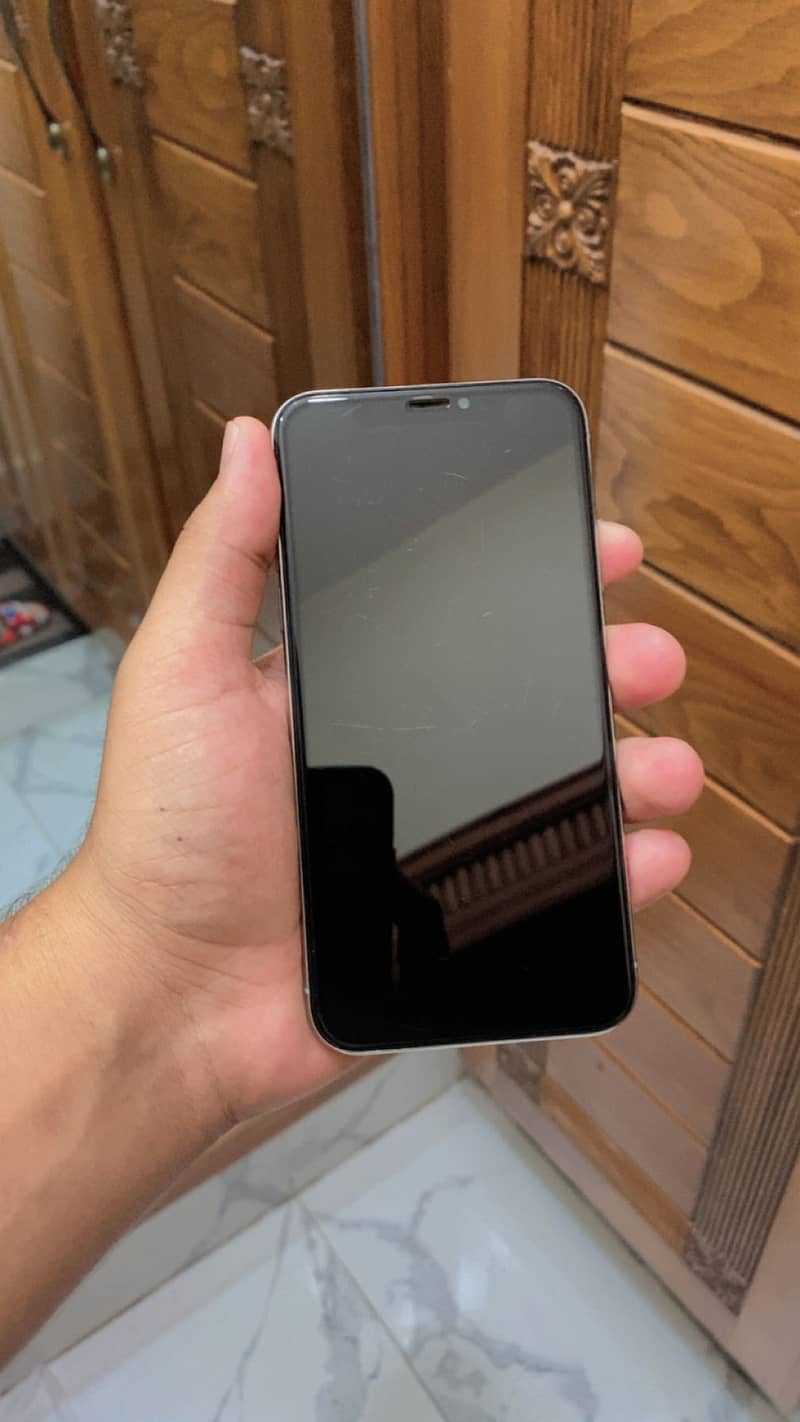 Apple iPhone X 1
