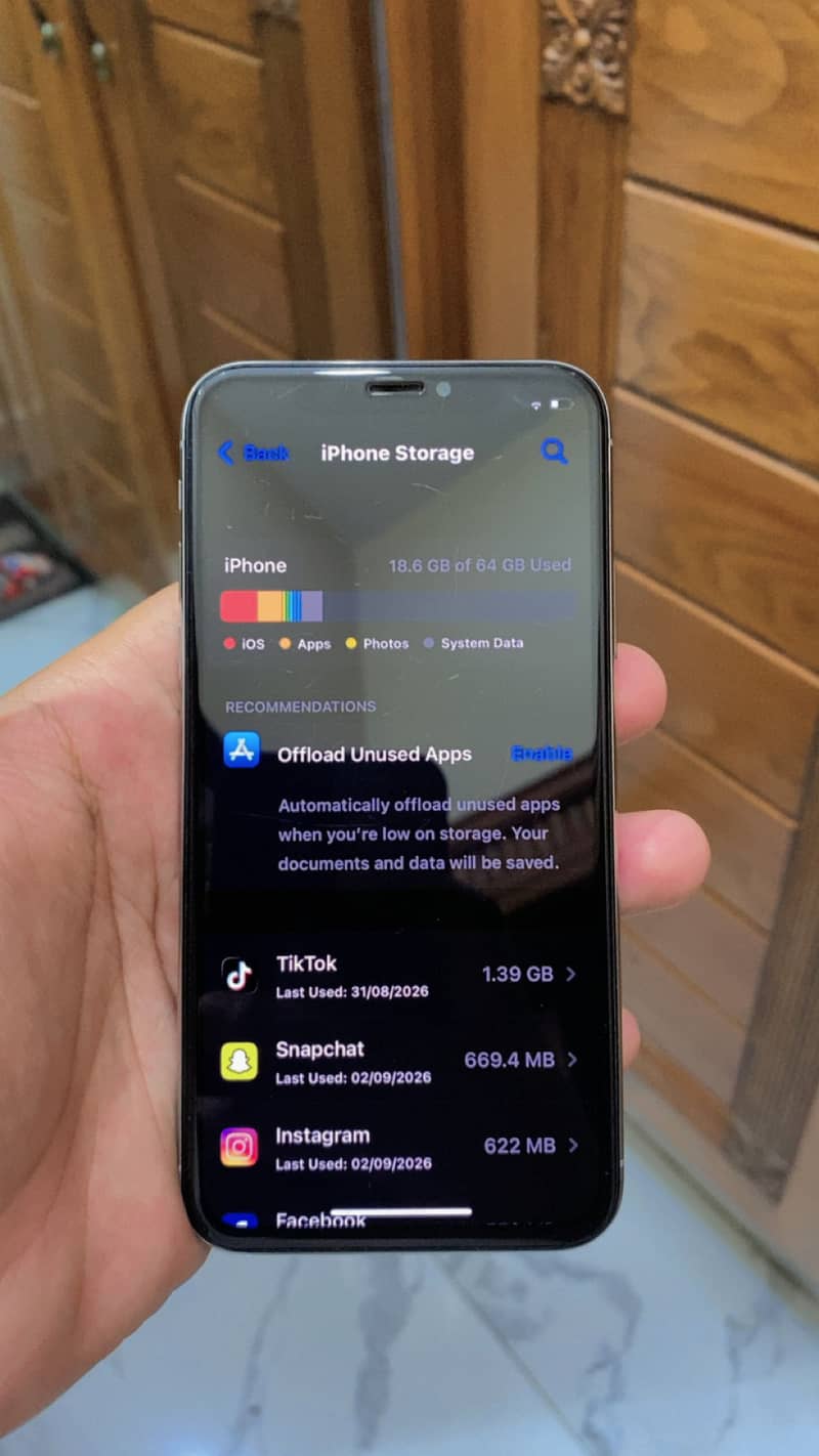 Apple iPhone X 3