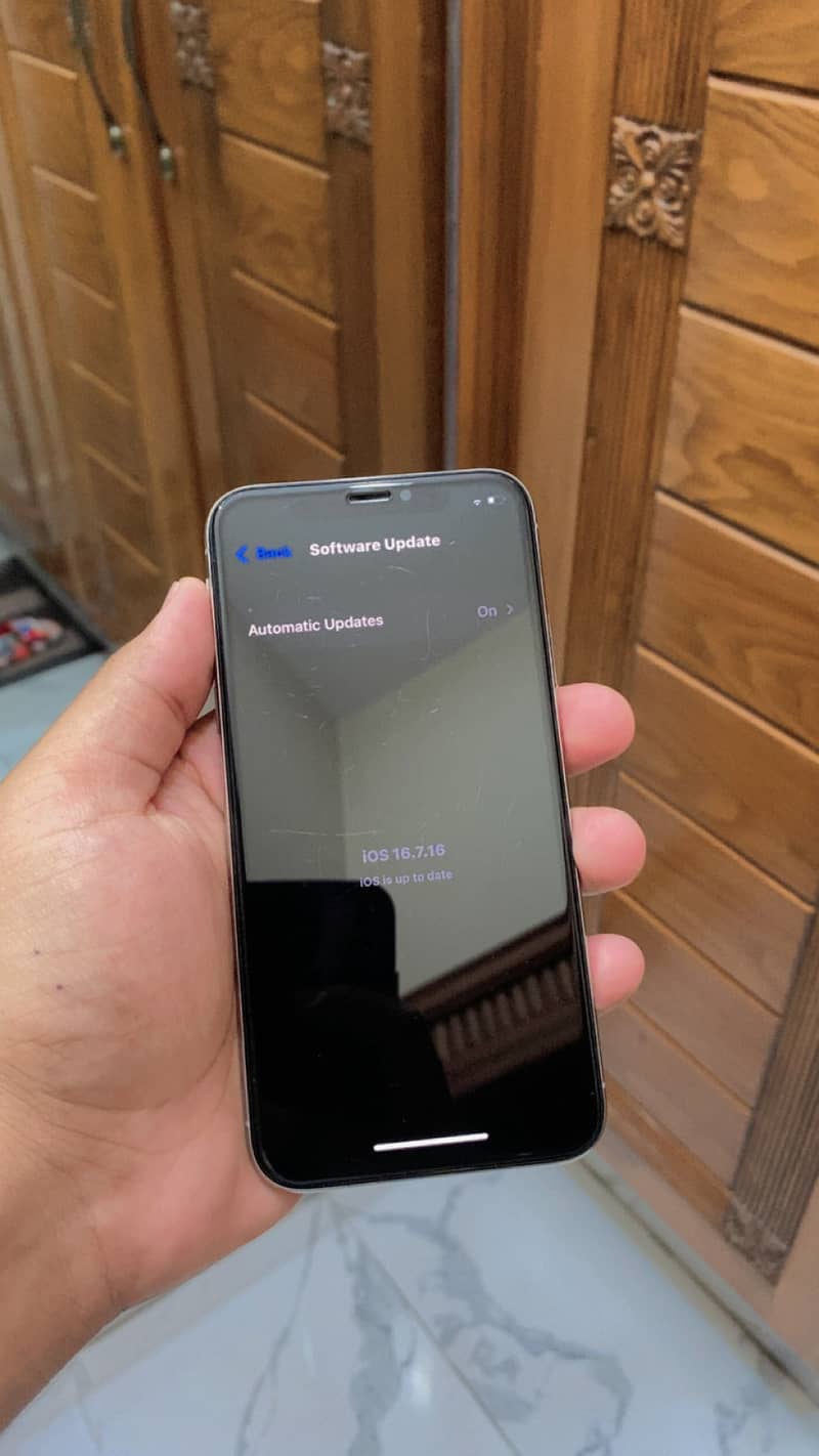 Apple iPhone X 6