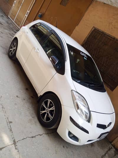 Toyota Vitz 2007