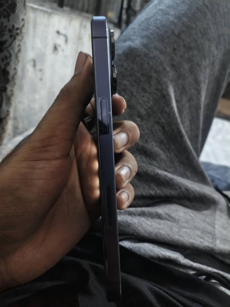 Apple iPhone 14 Pro Max 2