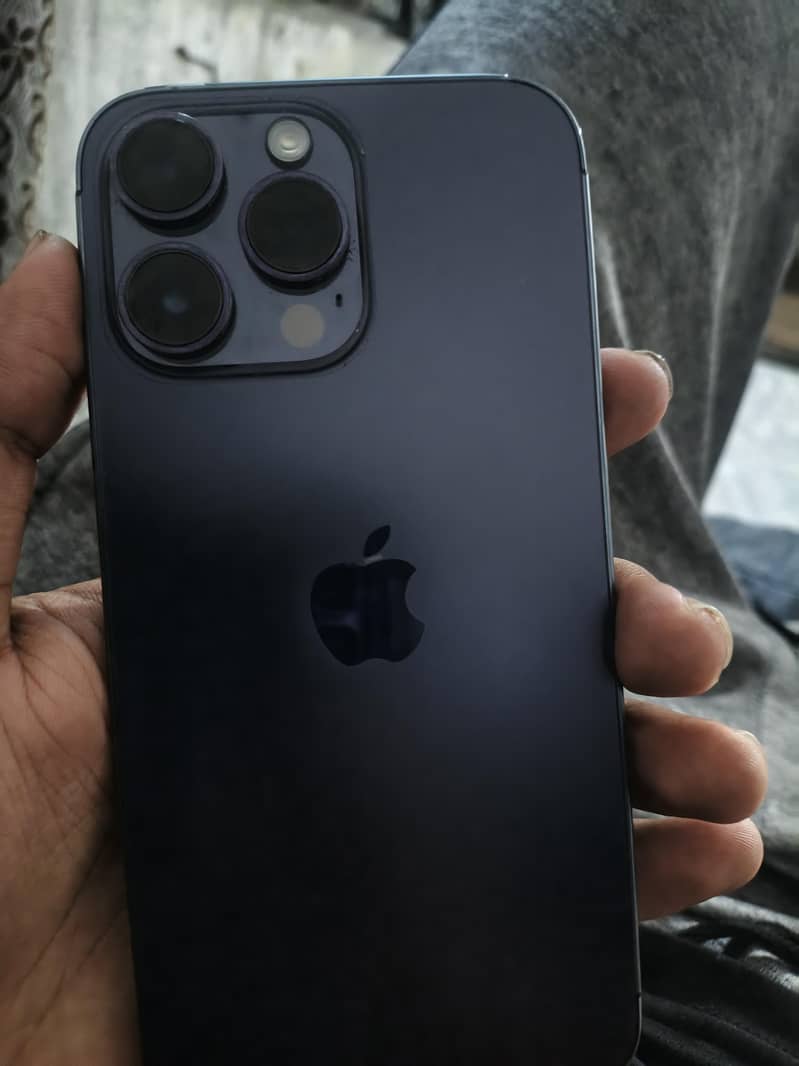 Apple iPhone 14 Pro Max 3