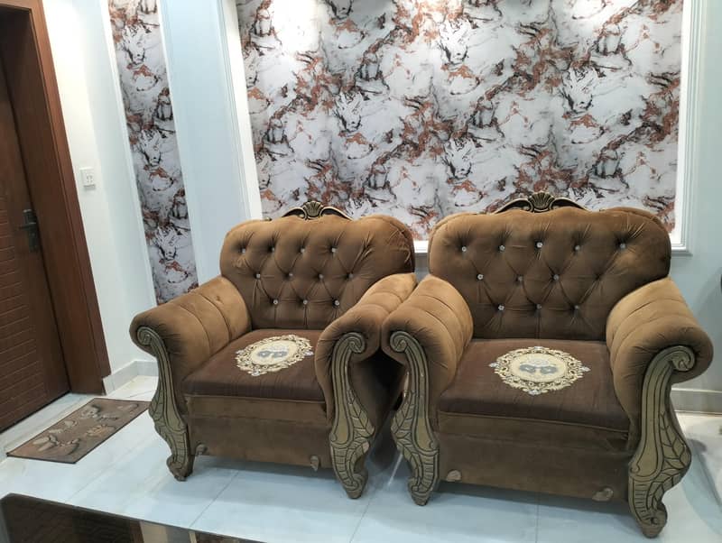5 seater sofa 0