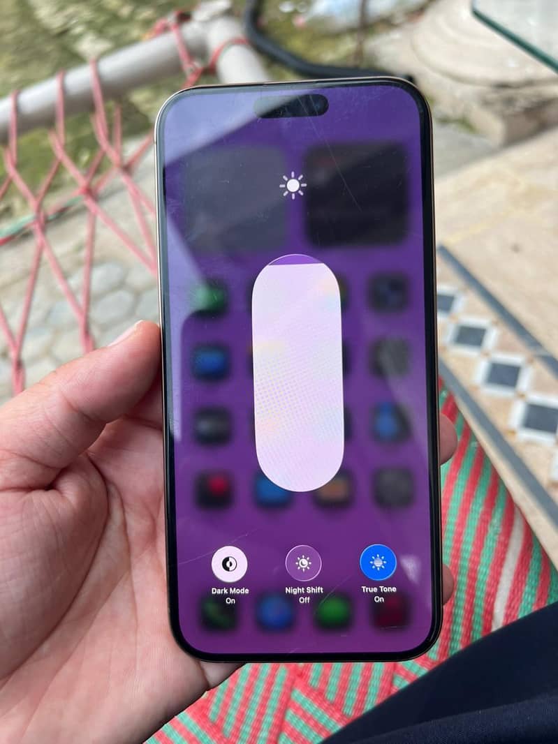 Apple iPhone 16 Pro Max 15
