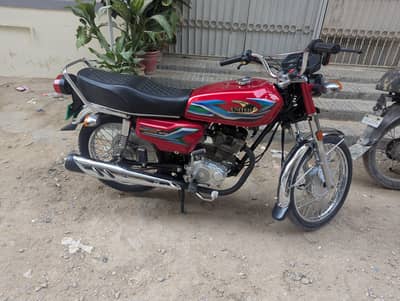 united 125 2025 model jenion condition urgent sale