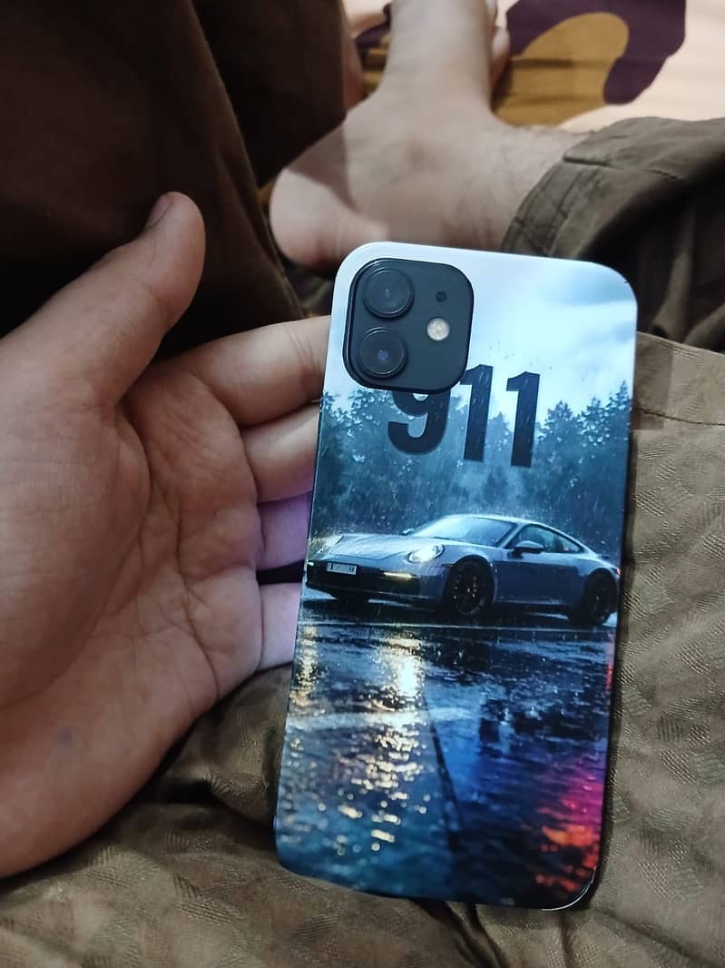 Apple iPhone 12 3
