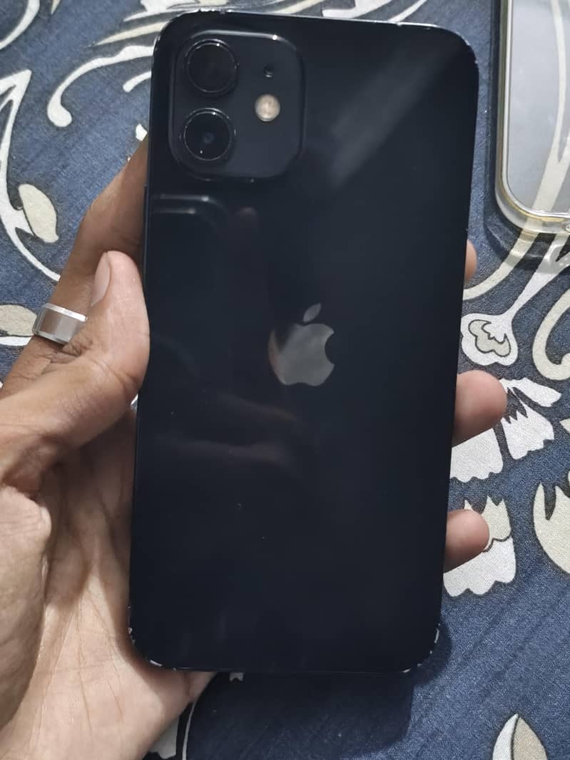 Apple iPhone 12 3