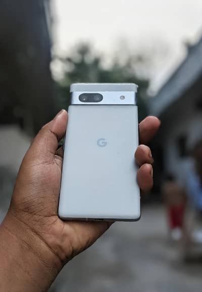 Google Pixel 7a with type C charger forsale