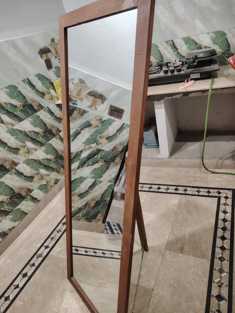 Standing Mirror 1