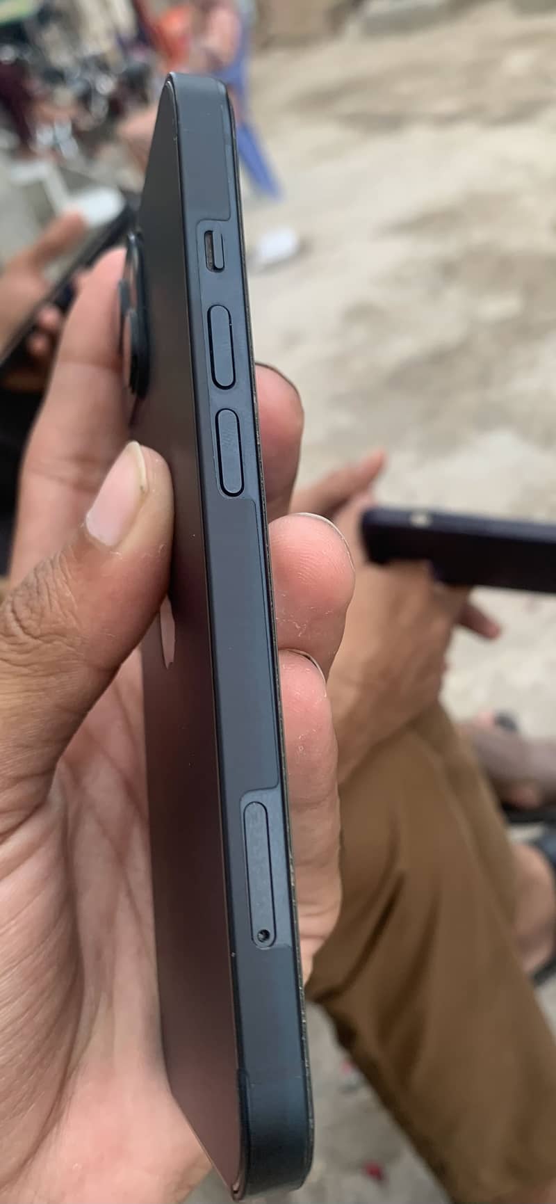 Apple iPhone 13 3