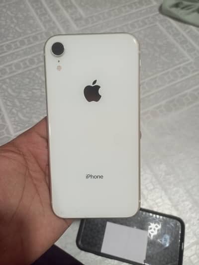 Apple iPhone XR