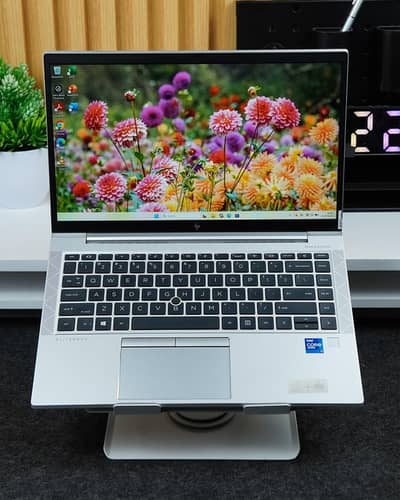 i7 11th HP Elitebook 840 G8 8GB 256GB