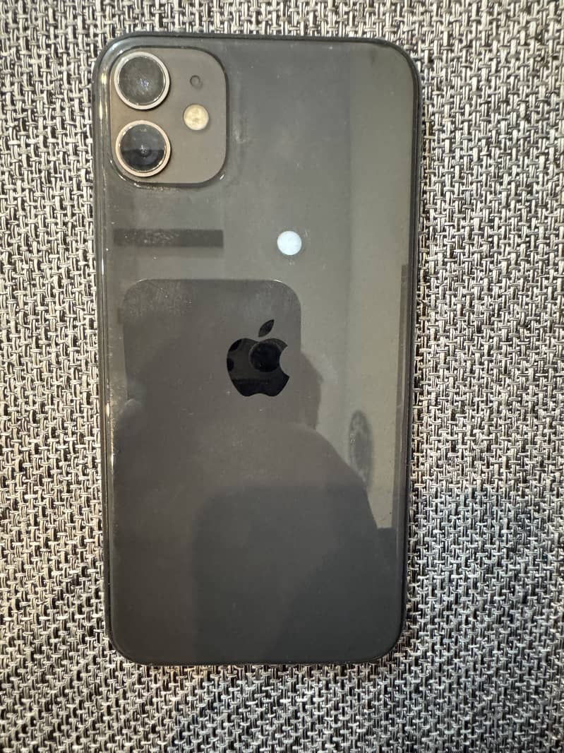 Apple iPhone 11 0