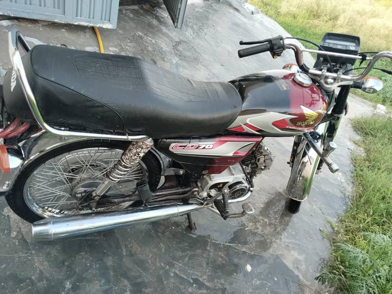 United 70cc 2