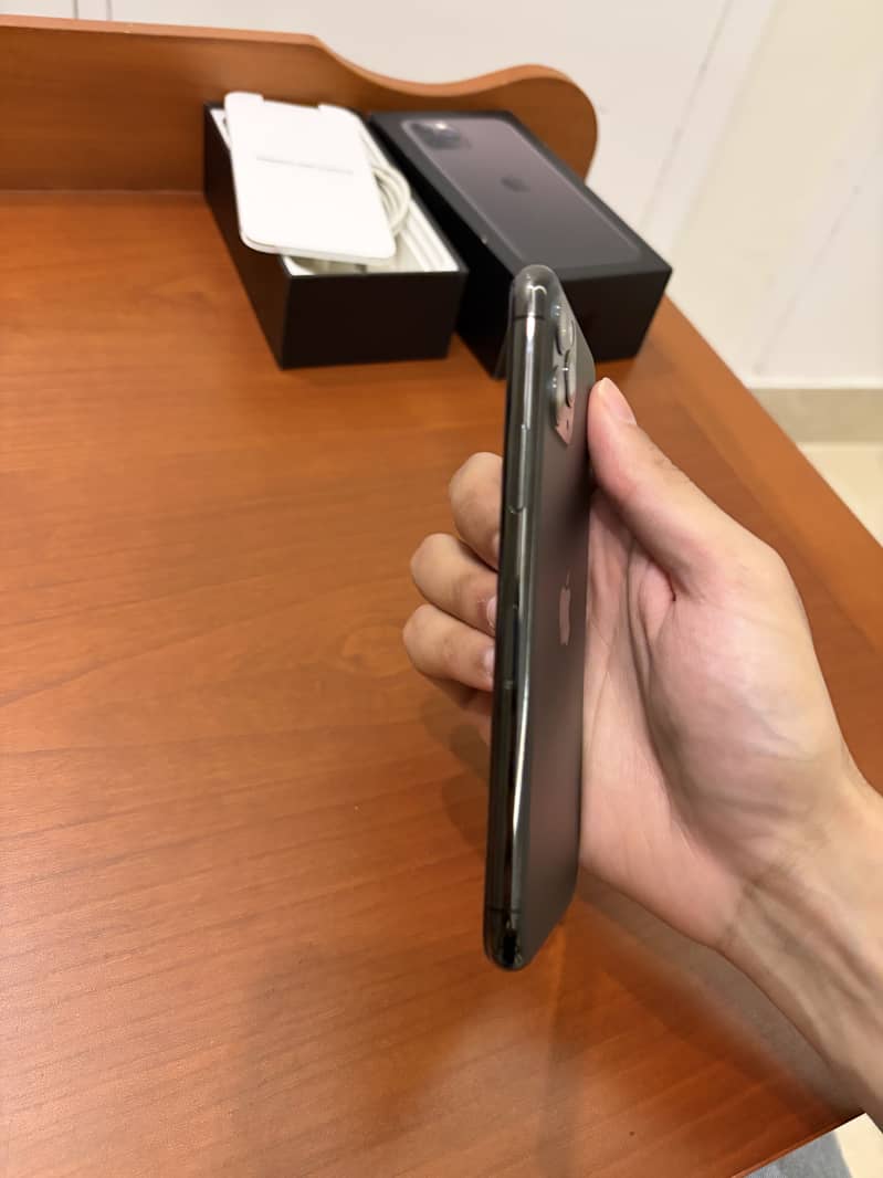 iPhone 11 Pro(PTA approved) 2