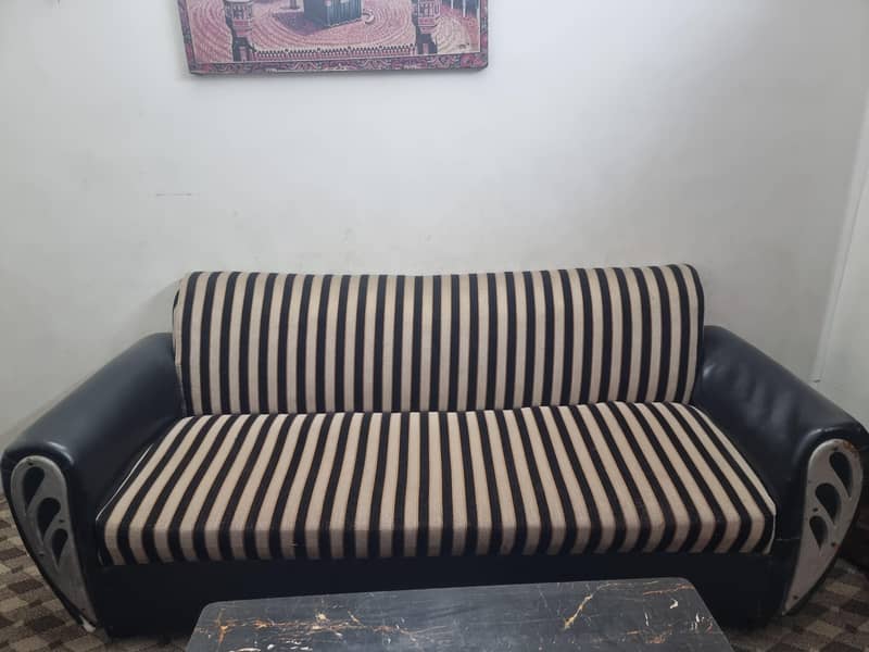 5 seater sofa set with centre table 1
