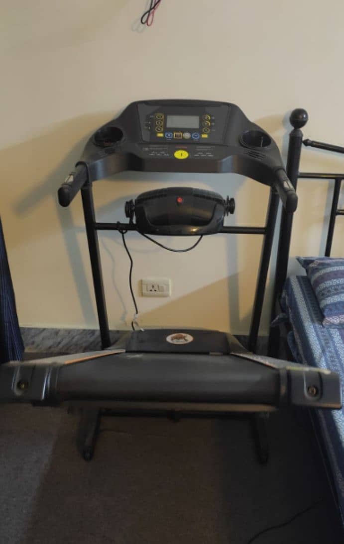 Treadmill. . . . good condition. . . automatic 1