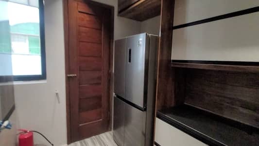 KANAL FULLY FURNISHED HOUSE EXCELLENT LOCATION